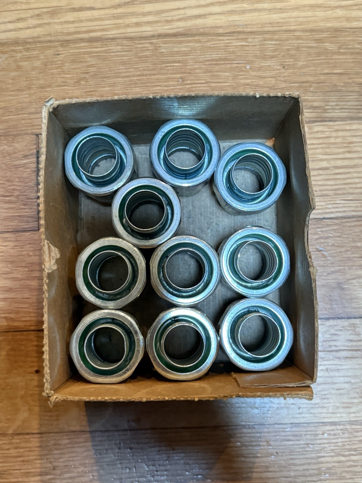 (10) LTT112 Thomas & Betts Combination Compression Coupling Thinwall Liquidtight