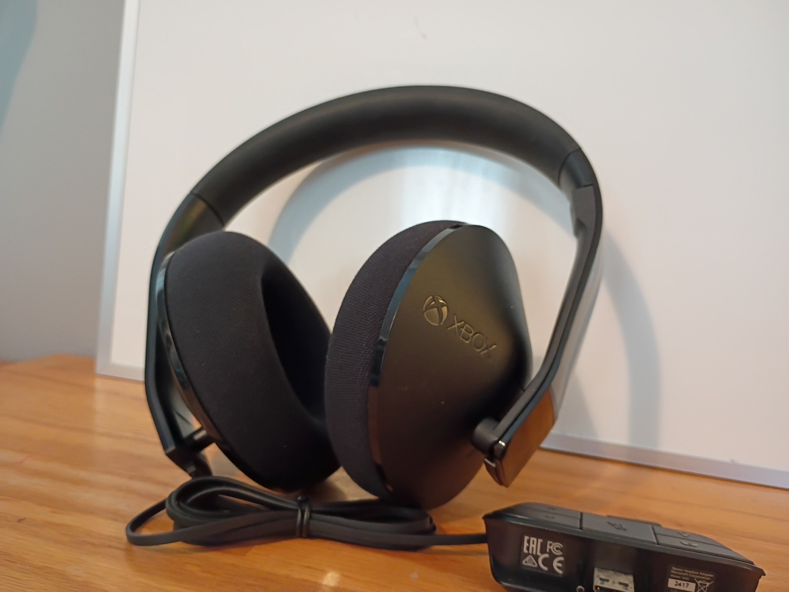 Microsoft Xbox One Wired Stereo Headset (1610) & Adapter (1626)