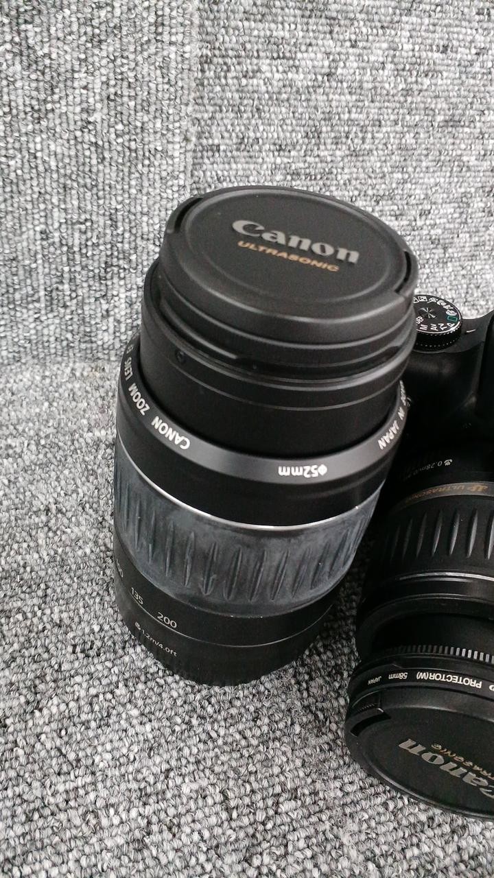 CANON DS126151 Digital DSLR Camera