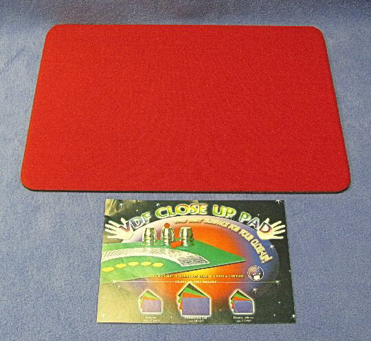 CLOSE UP PAD (VDF) – RED - SIZE  11 x 15.5 INCHES - NEW SEALED
