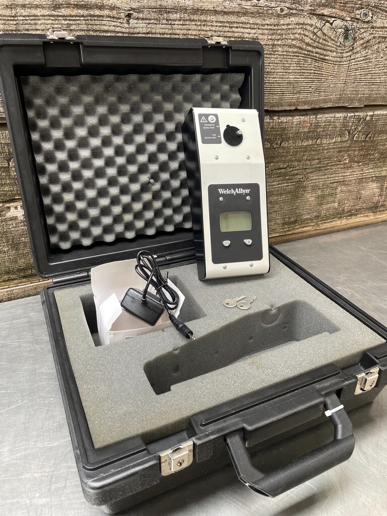 Welch Allyn 9600 Plus Calibration Tester 01802-110 w/ Power Supply, Case & Keys