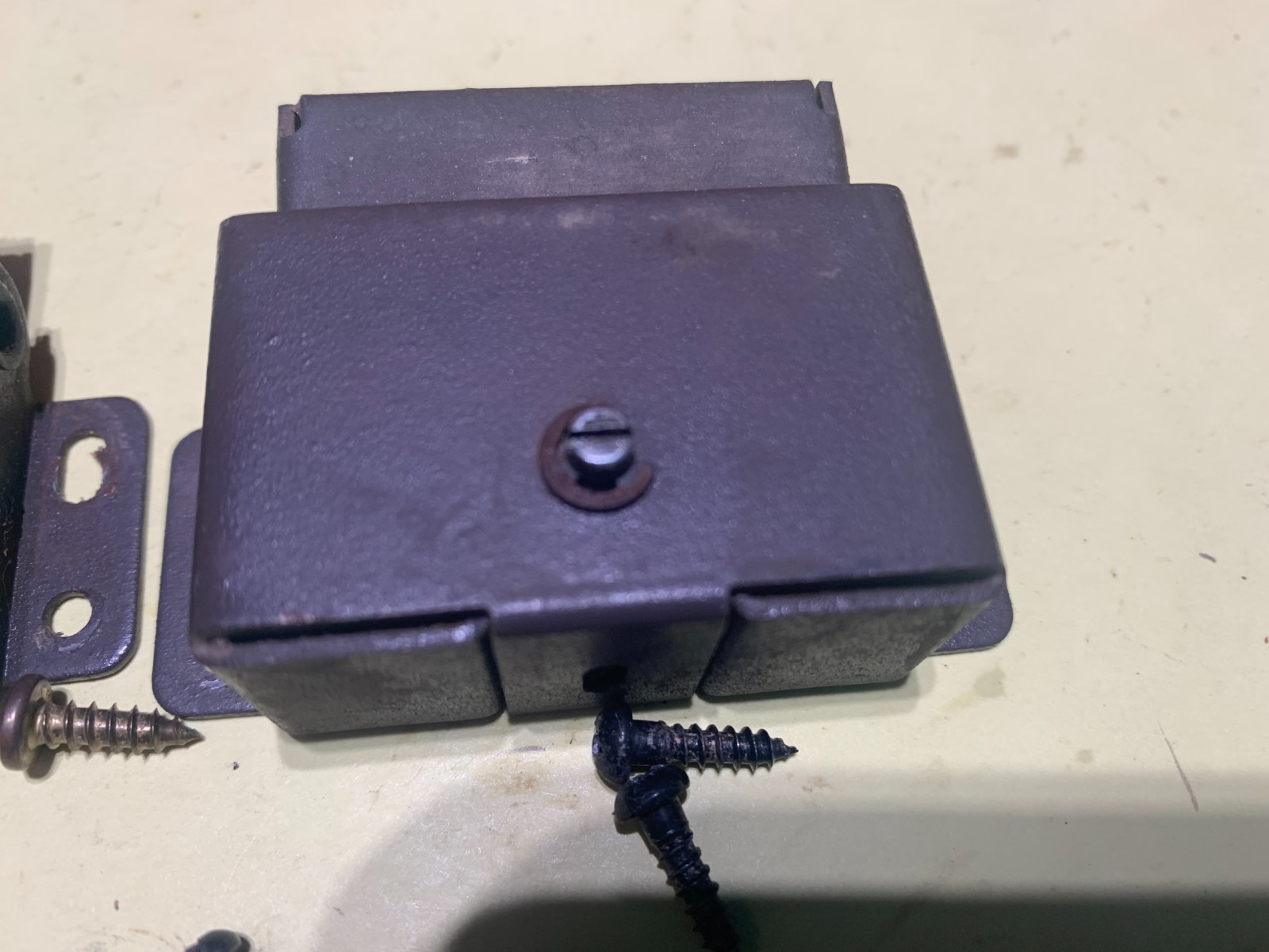 Pioneer PL-A45D Stereo Turntable Parting Out - Hinge Set (Lower)