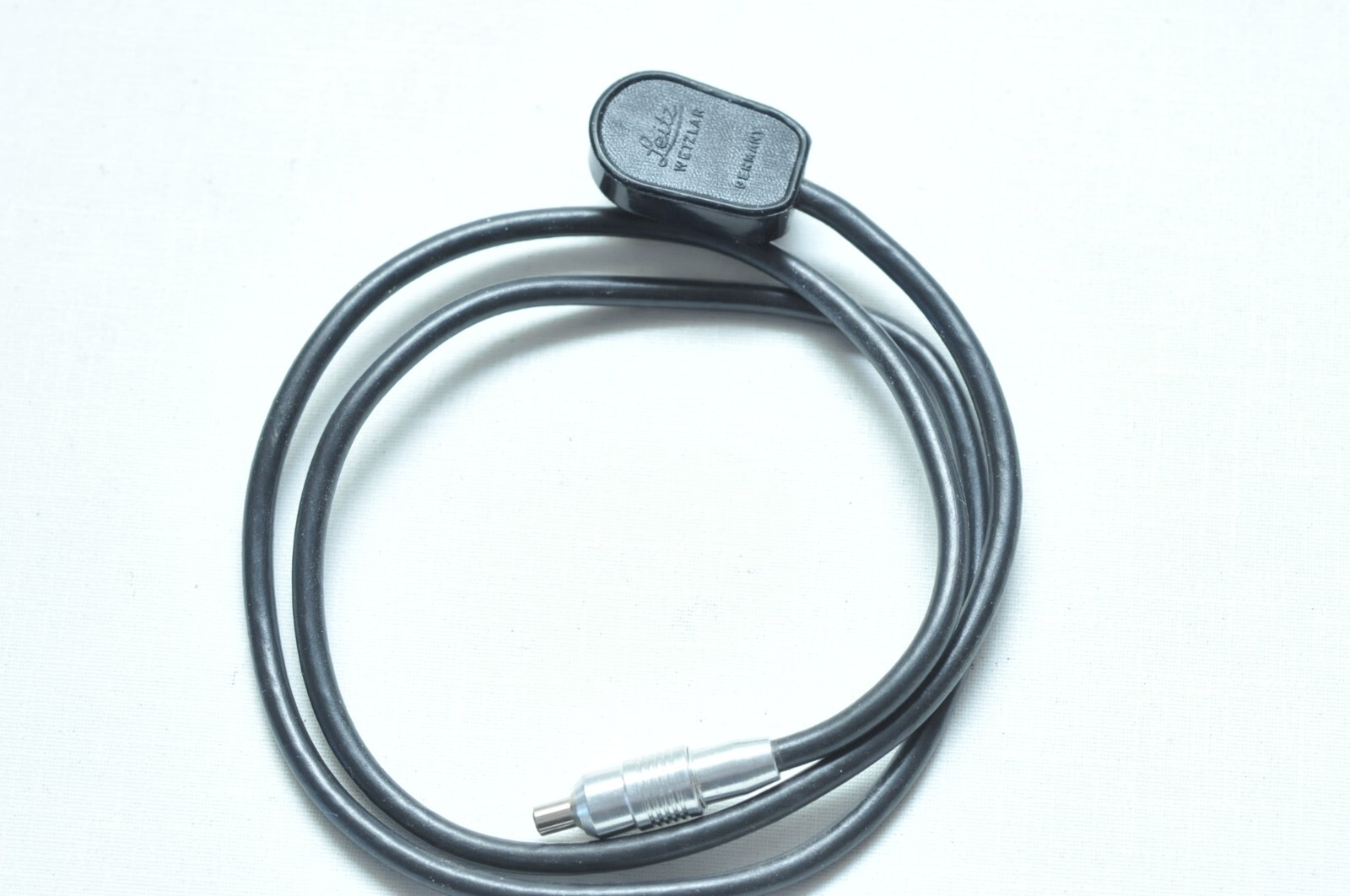 Leica E.Leitz Wetzlar Leica Flash Sync Cable Cord