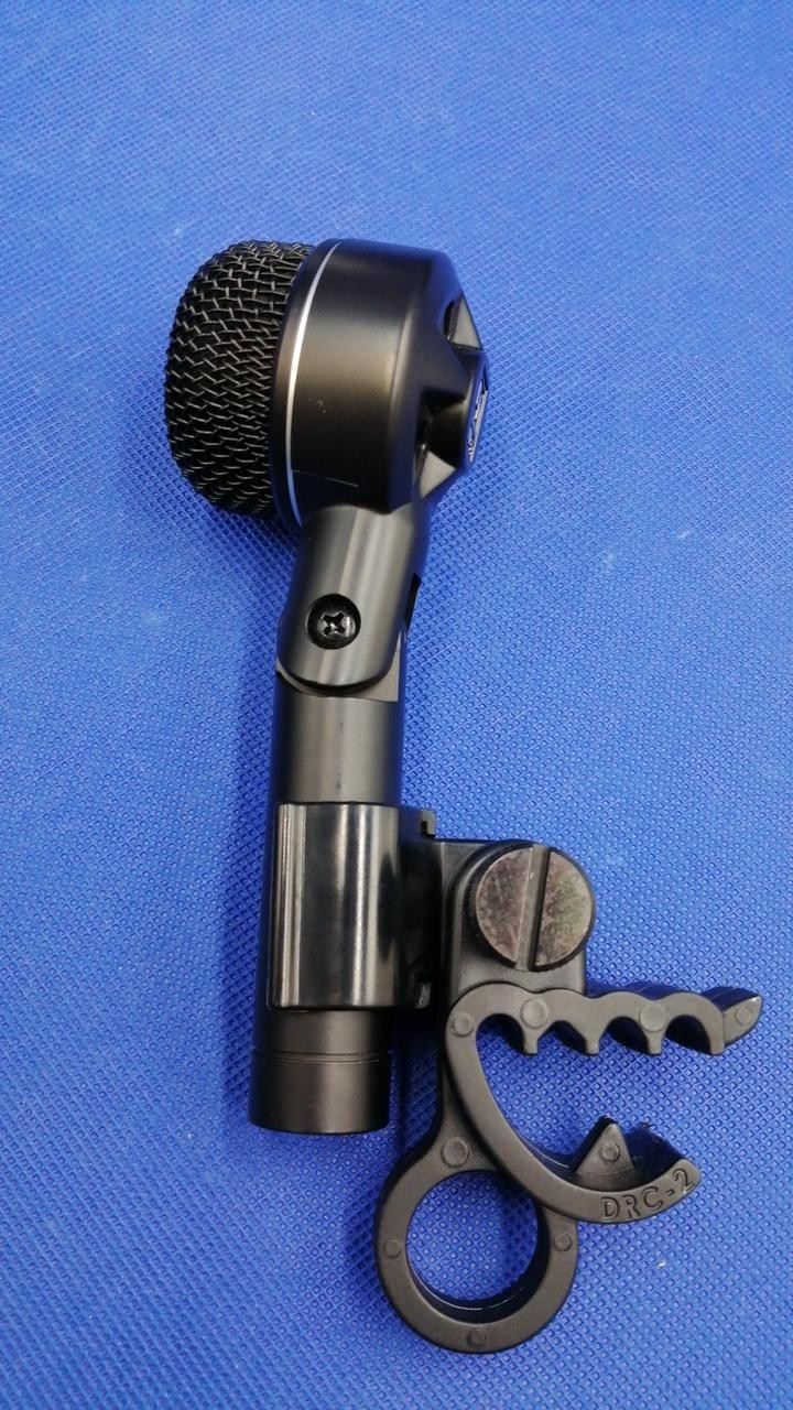 Microphone Model ND44 EV