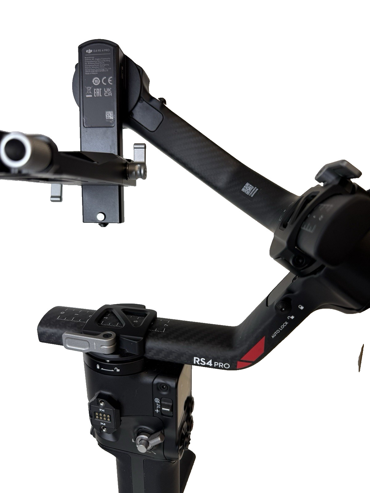 DJI RS 4 Pro Combo 3-Axis Gimbal Stabilizer - Black