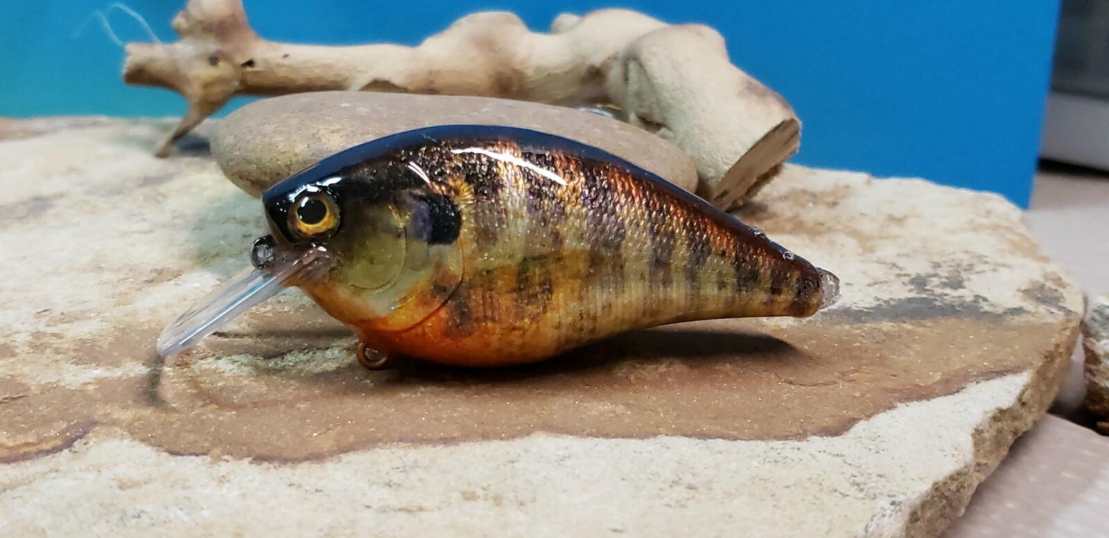 EZ's CUSTOM WRAPPED 2.5 SQUARE BILL CRANKBAITS