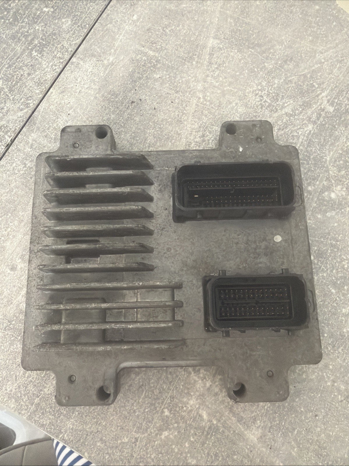 CORSA 1.2 E83 ECU 55485171 AB27 12642927