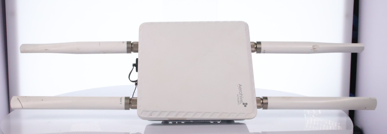 Aerohive AH-AP-1130-AC-FCC Wireless Access Point with Antennas