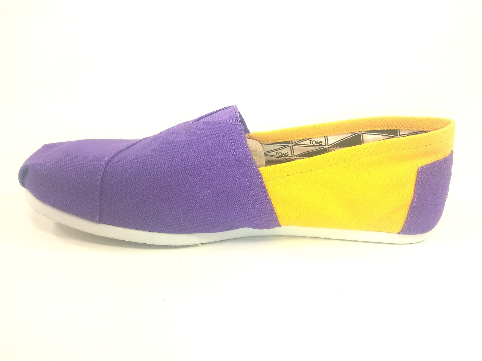 TOMS MEN'S CAMPUS CLASSICS CANVAS SHOES UNIVERSITY OF EAST CAROLINA US SIZE 10.5