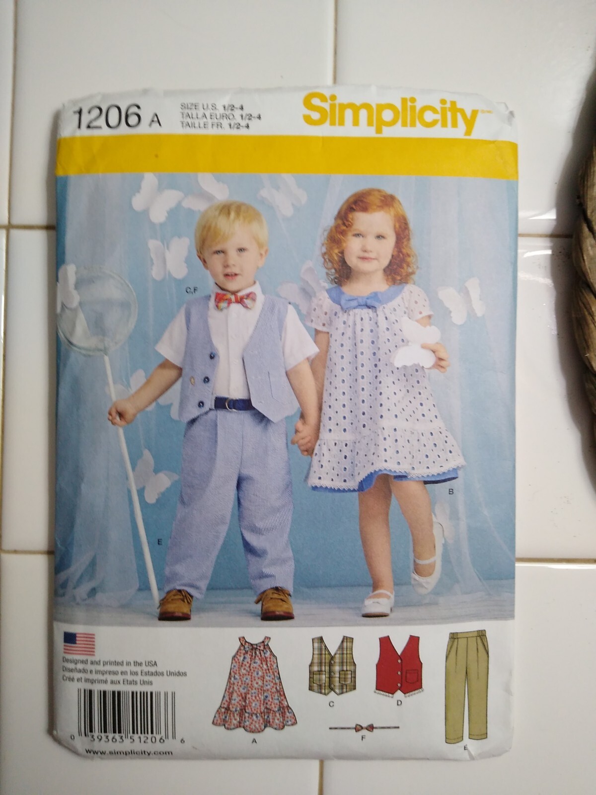 Brand New Simplicity Pattern S1206 Boys' & Girls' Toddler Size (1/2, 1, 2, 3, 4)