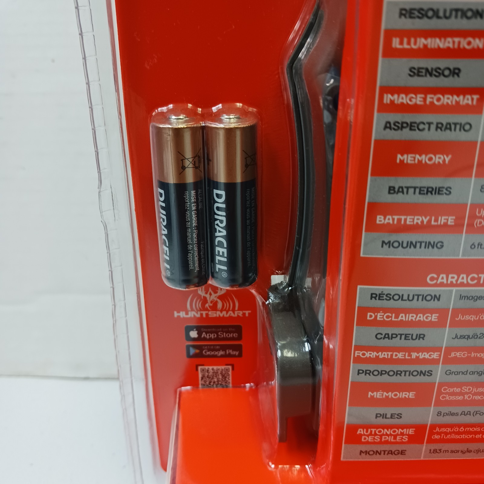 Wildgame Innovations TERRA Extreme Bundle Pack 26MP SD Card Batteries 80' Detect