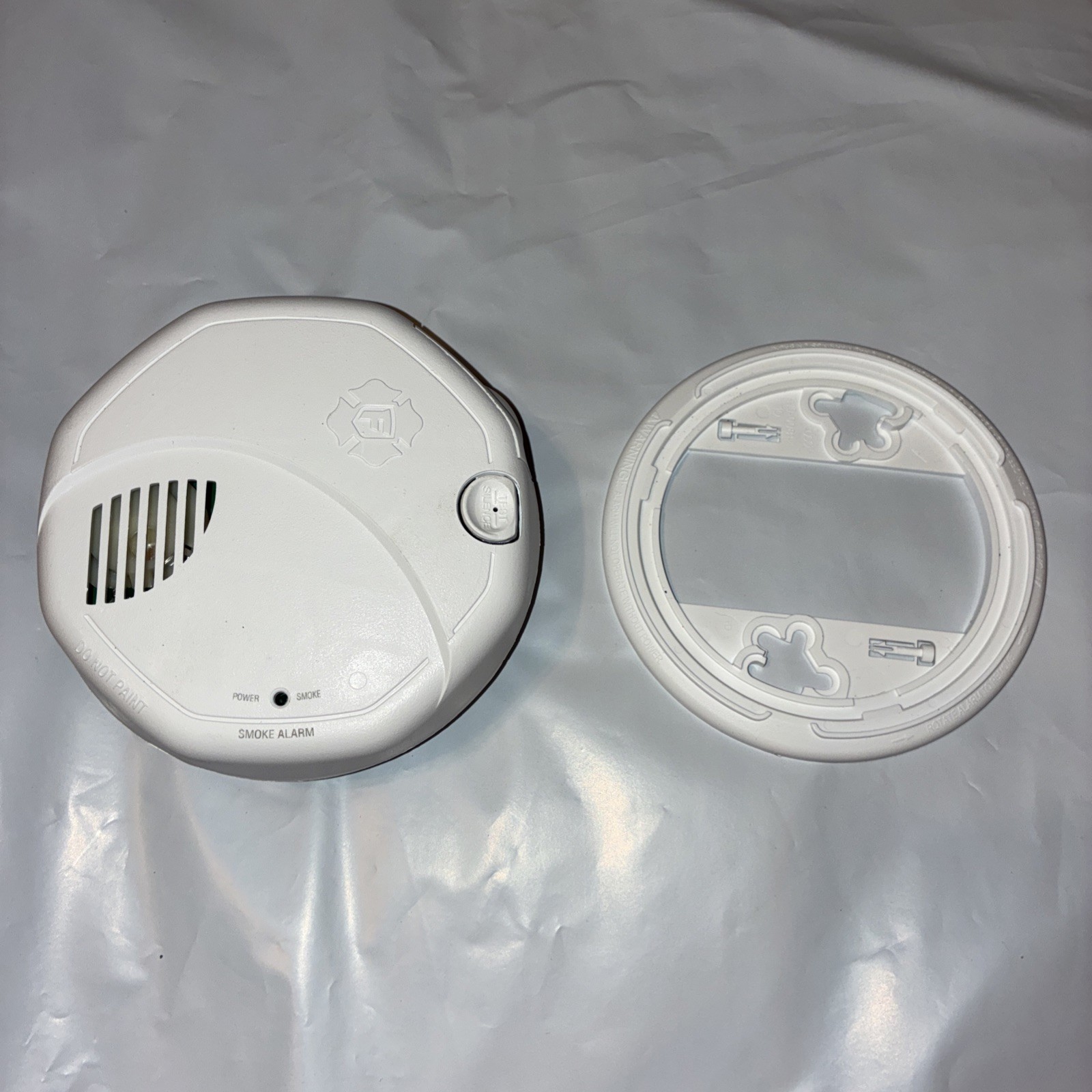 First Alert SM300-AC (1046759) Interconnect Hardwire Dual Sensor Smoke Alarm W/