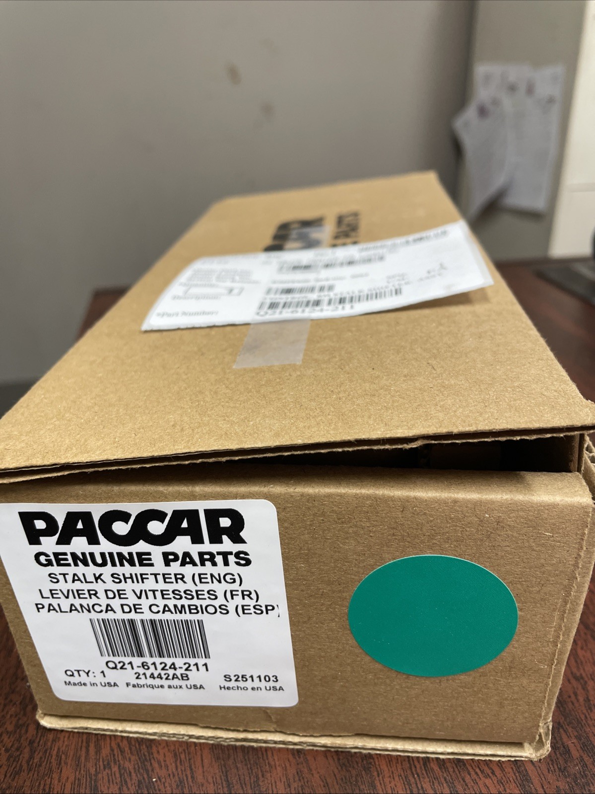 New Q21-6124-211 OEM Paccar Same As Q21-6155-211 Stalk Shifter Shift Controller