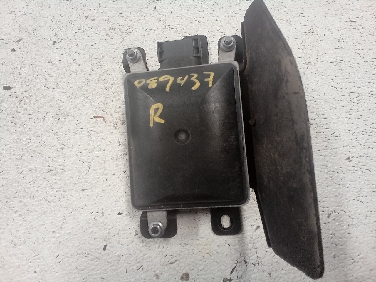 EQUUS     2015 Camera/Projector Right Side 317620