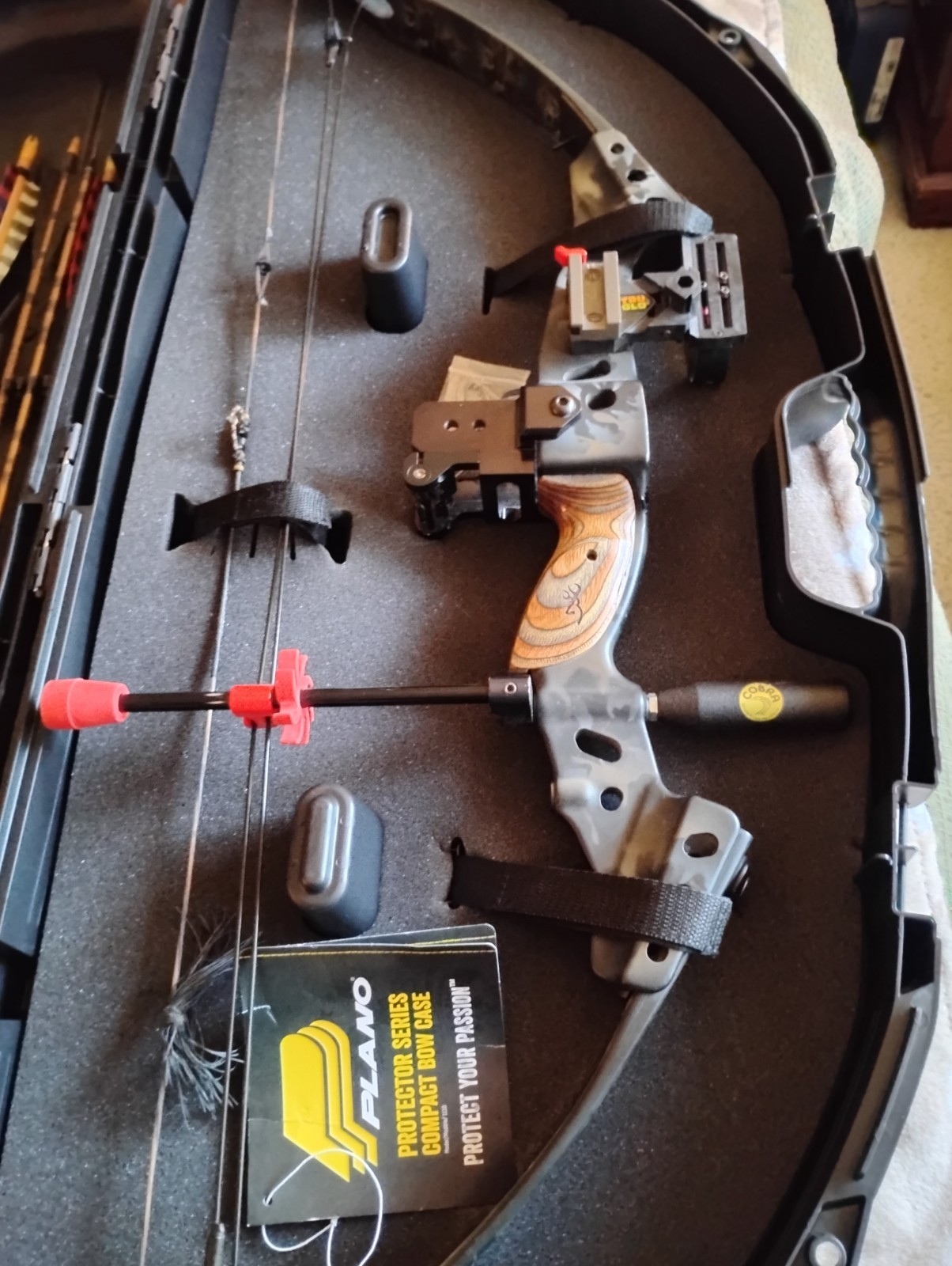 Browning Mantis 6-9028 Set at 55# Can Be Changed. Comes With Case & Arrows.