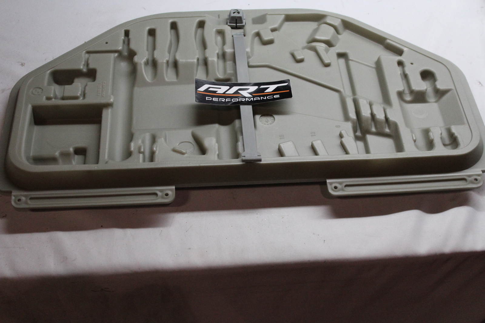 Tool box tray for BMW E-23