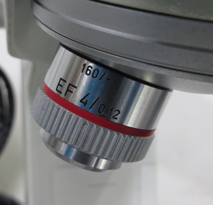 T199186 Leitz Laborlux D Trinocular Microscope w/ EF 4X Objective
