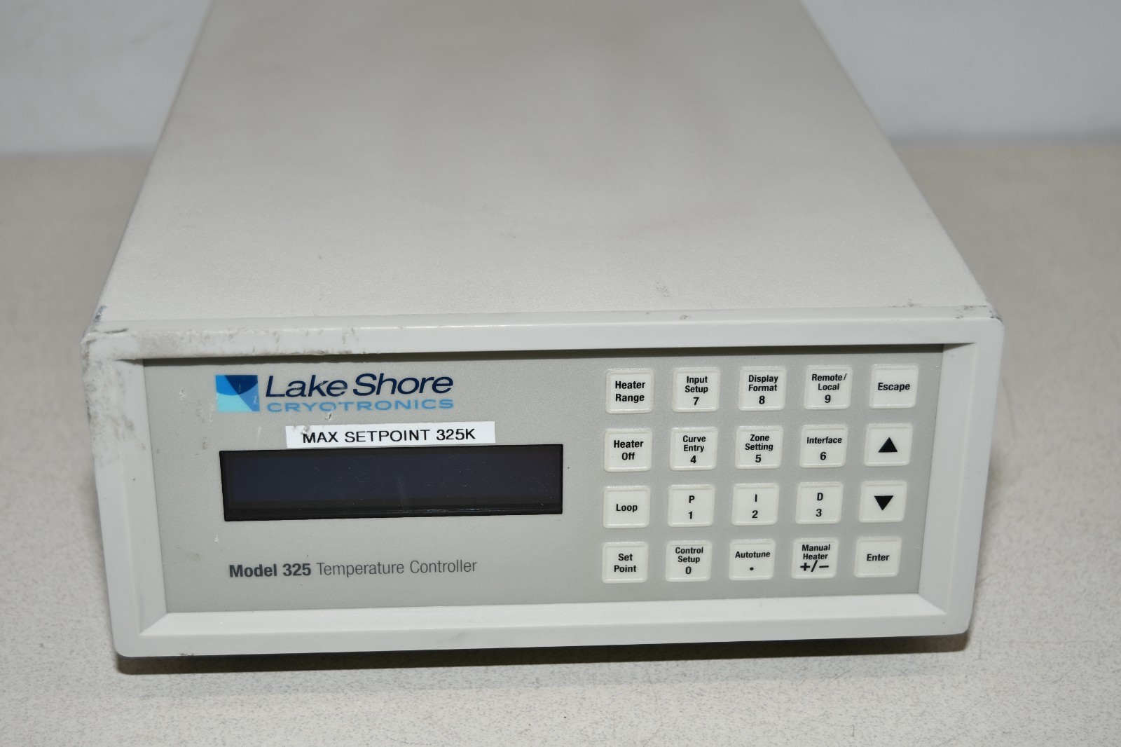^ Lake Shore 325 Temperature Controller - Cryogen #X8051