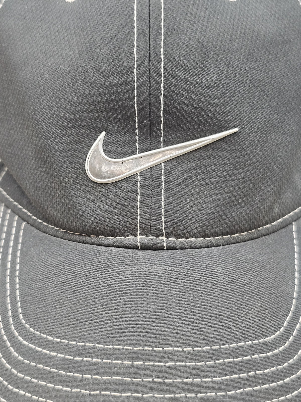 Nike Golf Highland CC Adjustable Strapback Hat Black Dri Fit Cap