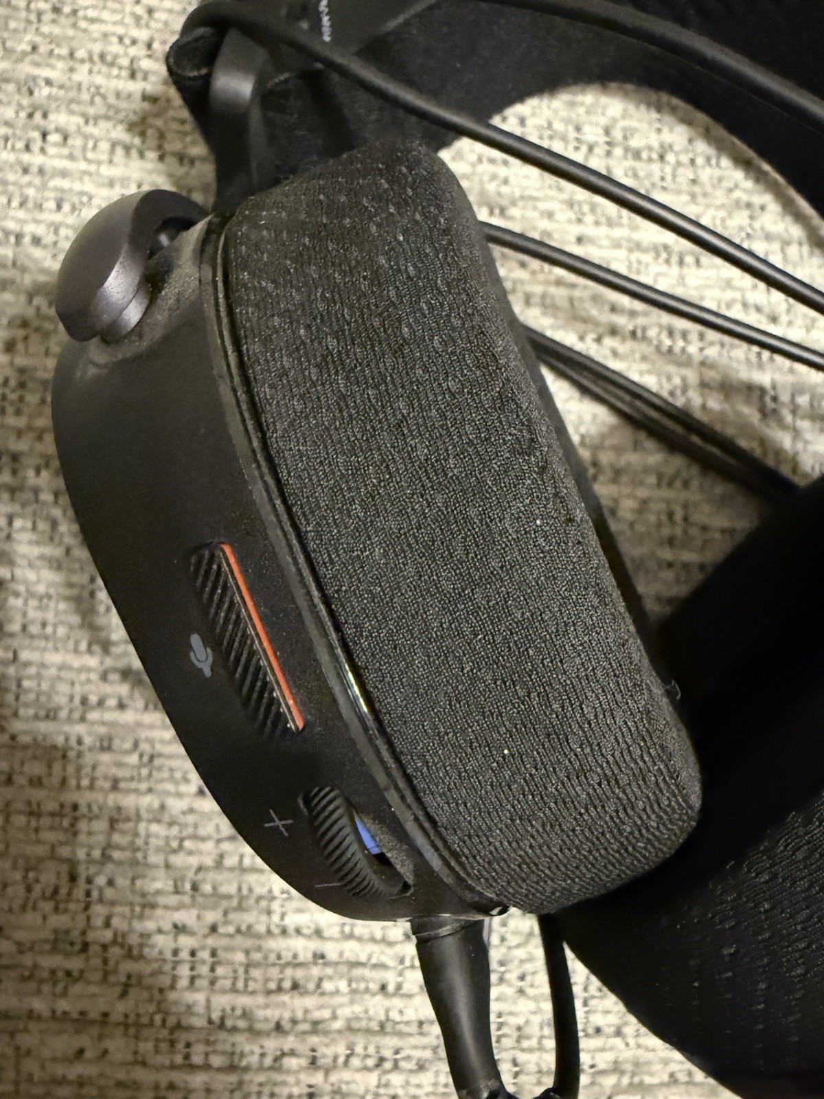 Steelseries Arctis Pro Wired Headset with Gamedac For PC/PS5
