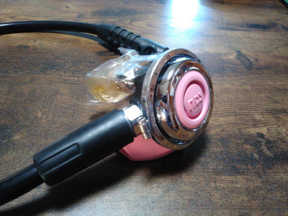 NDS SCUBA DIVING REGULATOR SECOND STAGE.