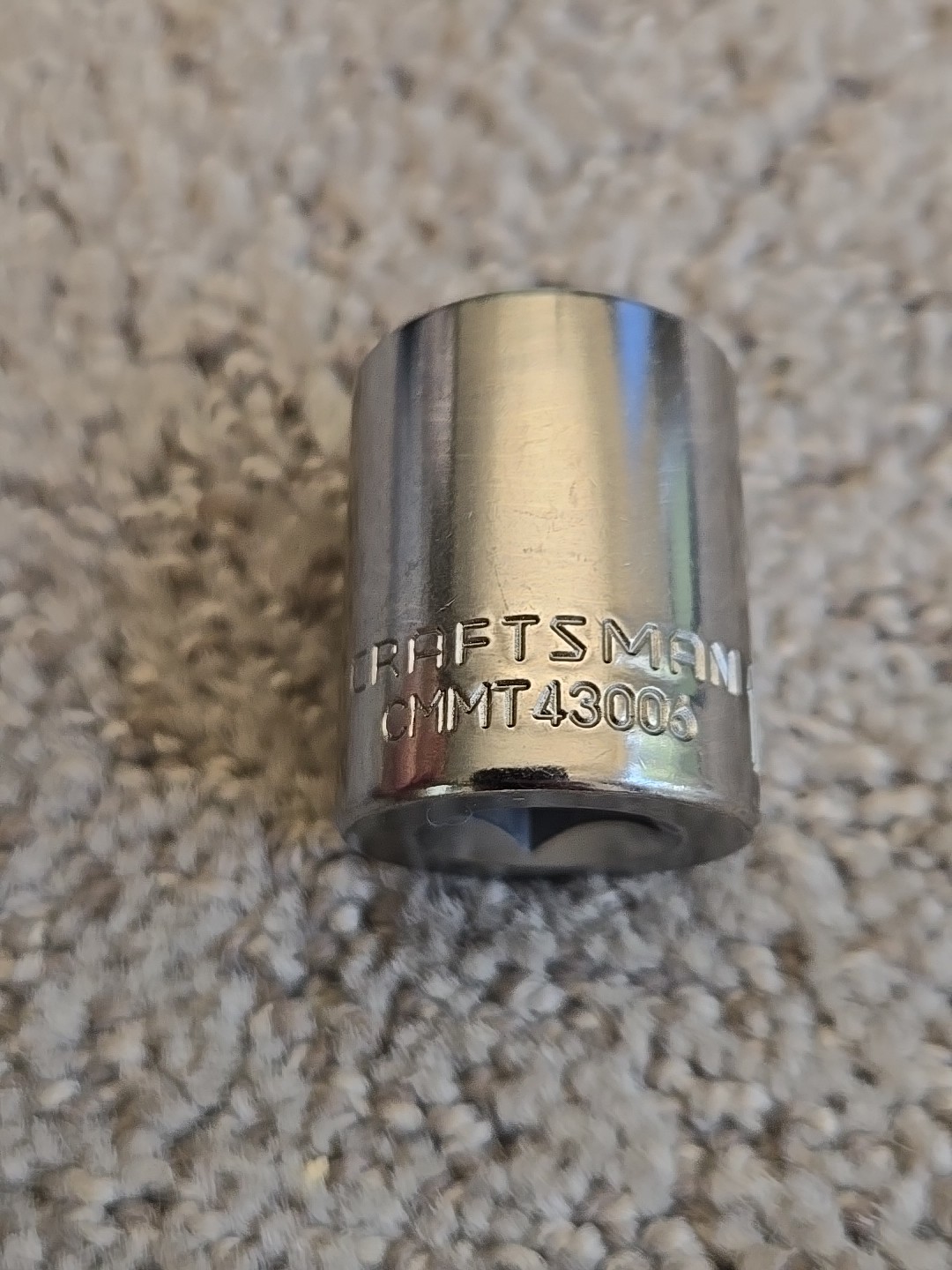 Craftsman CMMT43006 11/16" 6pt Socket 3/8" Drive B22