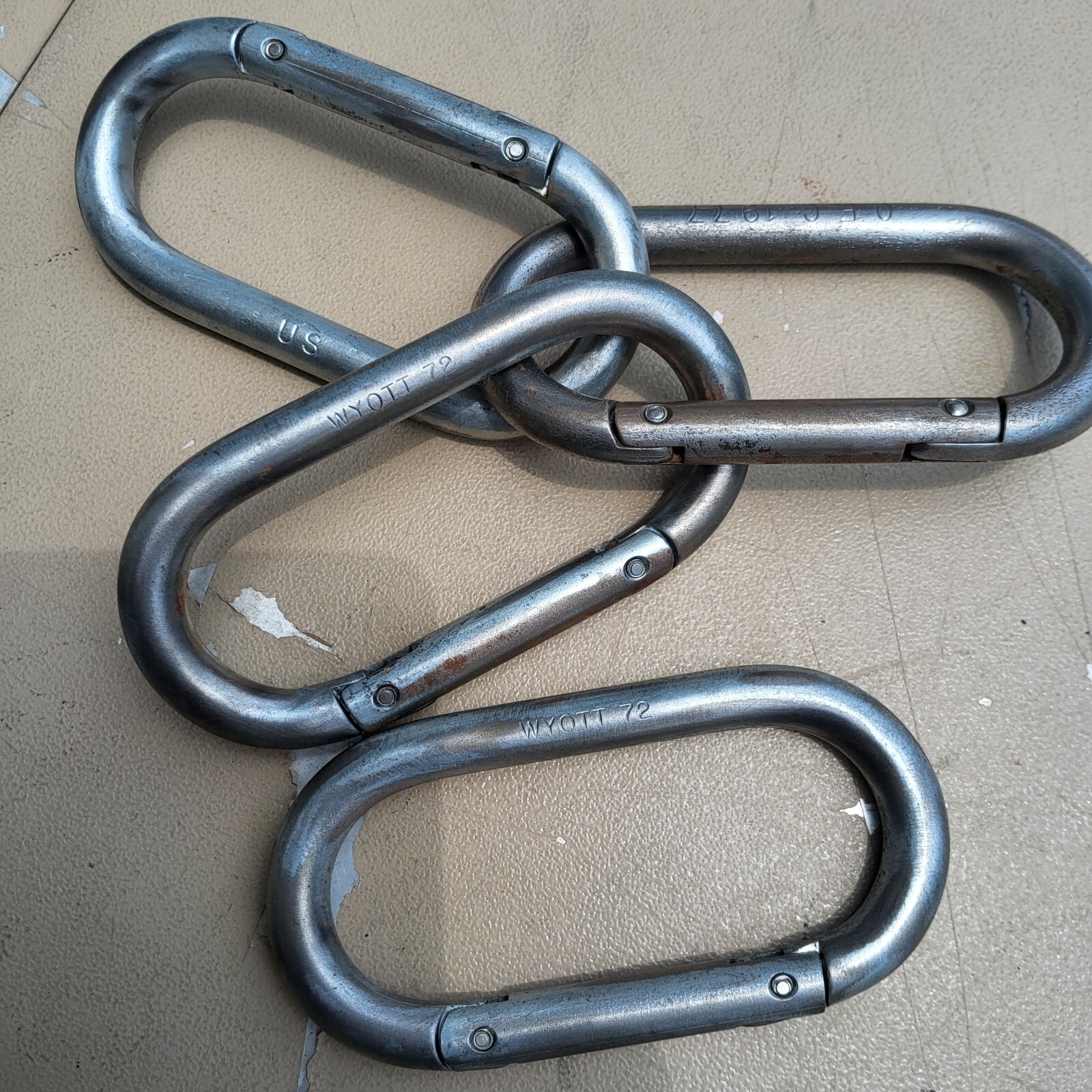 lot of 3 eas  US Military Vietnam Era 1972 Wyott Carabiners  vehicle tow
