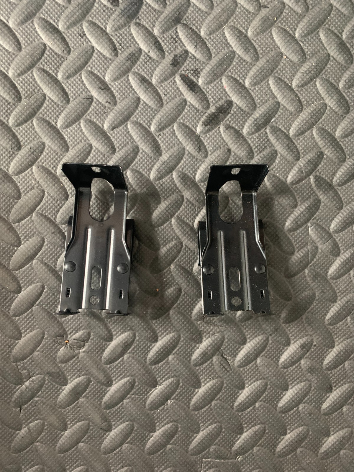 Chamberlain LiftMaster Craftsman Safety Sensor Mounting Brackets 041-0155-000