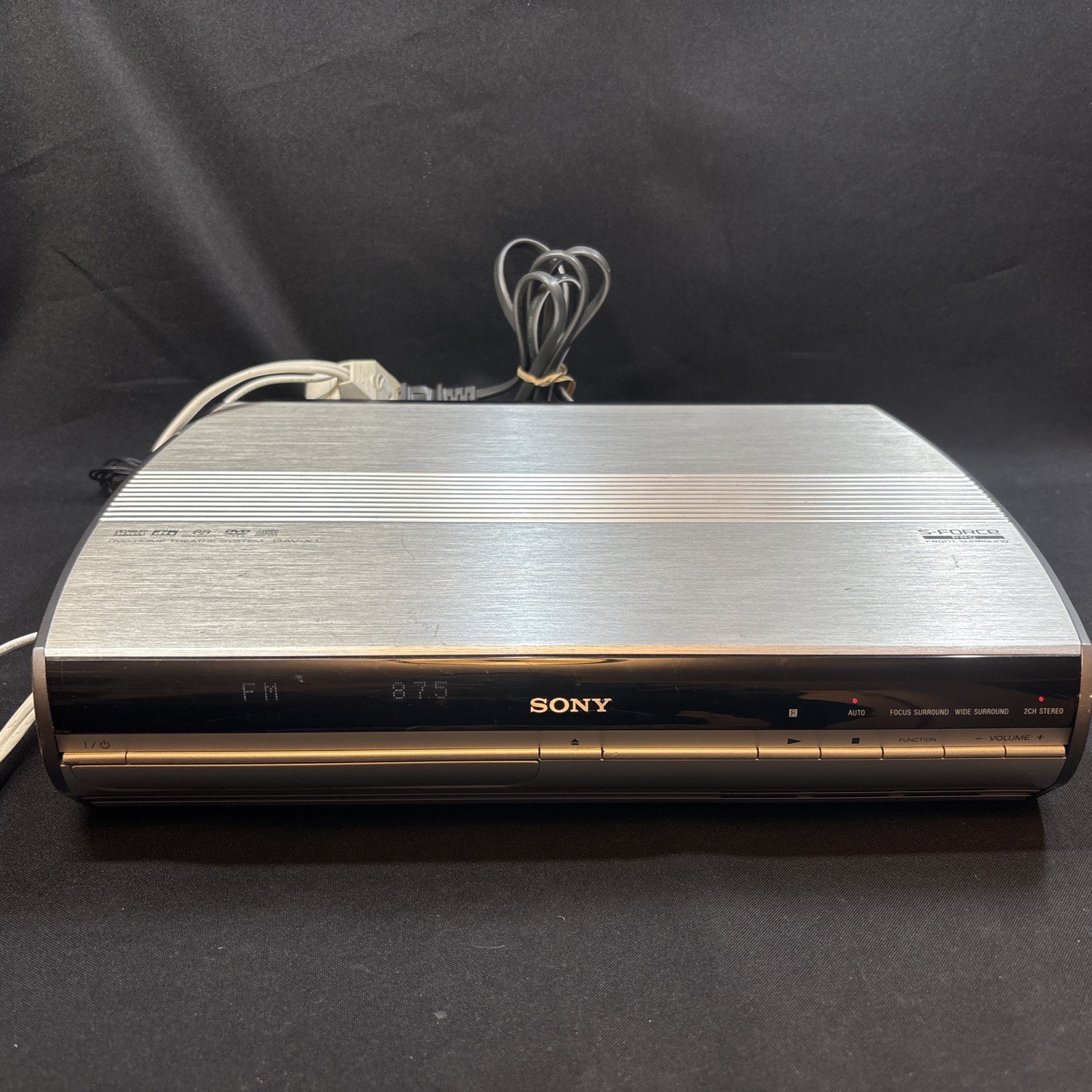 Sony HCD-X1 S-Force Pro Front Surround DVD Player DAV- X1 Console Only - Tested