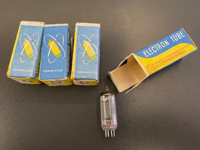 6A2P / 6BE6 / EK90 / 5750 / heptode tube. NOS. Lot of 4.