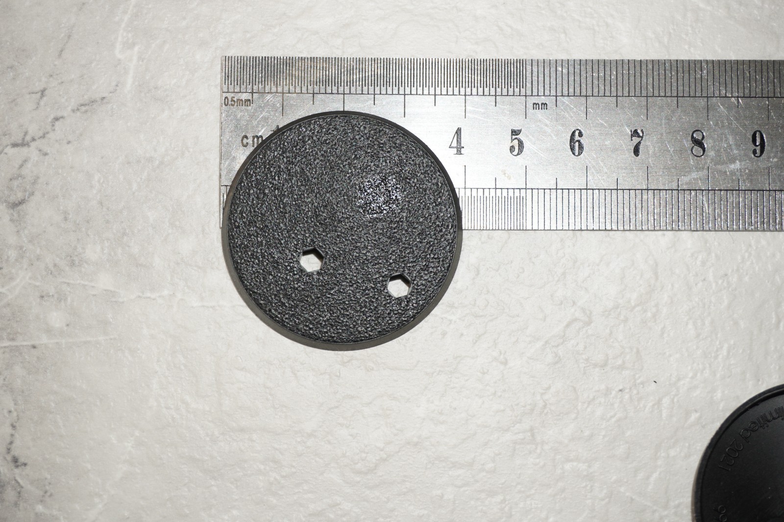 Games Workshop Warhammer 40K 40mm Round Bases x 5