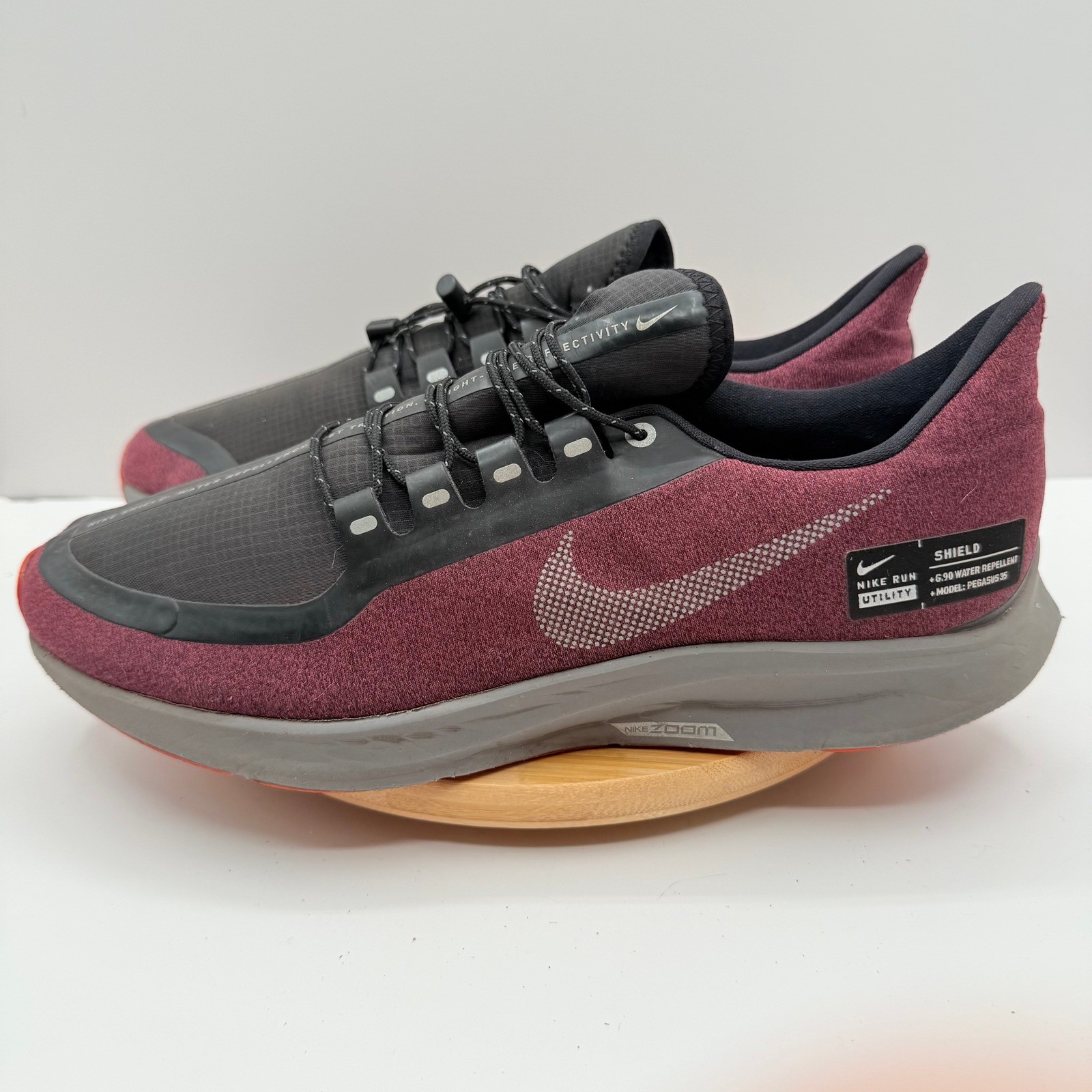 Nike Air Zoom Pegasus 35 Shield Water Repellent Running Shoes Burgundy Mens 9.5