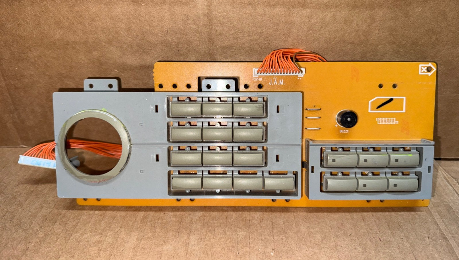 KORG TRINITY PANEL BOARD - RIGHT SIDE WITH SWITCH COVERS KLM-1822