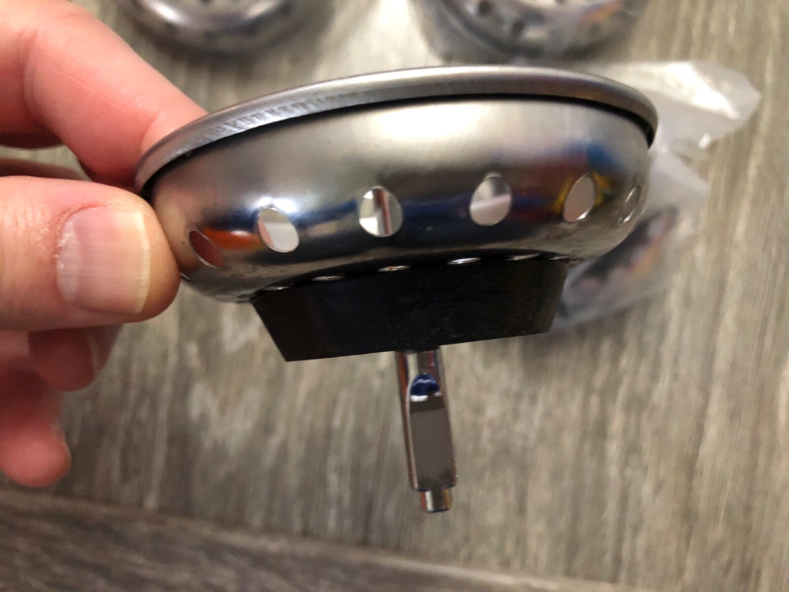 5 Pack Sink Basket 3-1/4" Diameter, Lug Post Bottom HD Supply