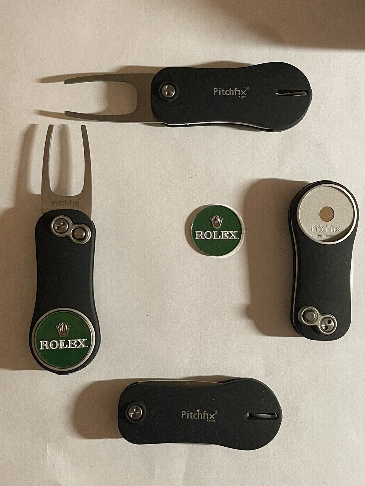 (1) Pitchfix Golf Switchblade Divot Tool Hybrid 2.0 & Rolex 1" Coin Golf Marker