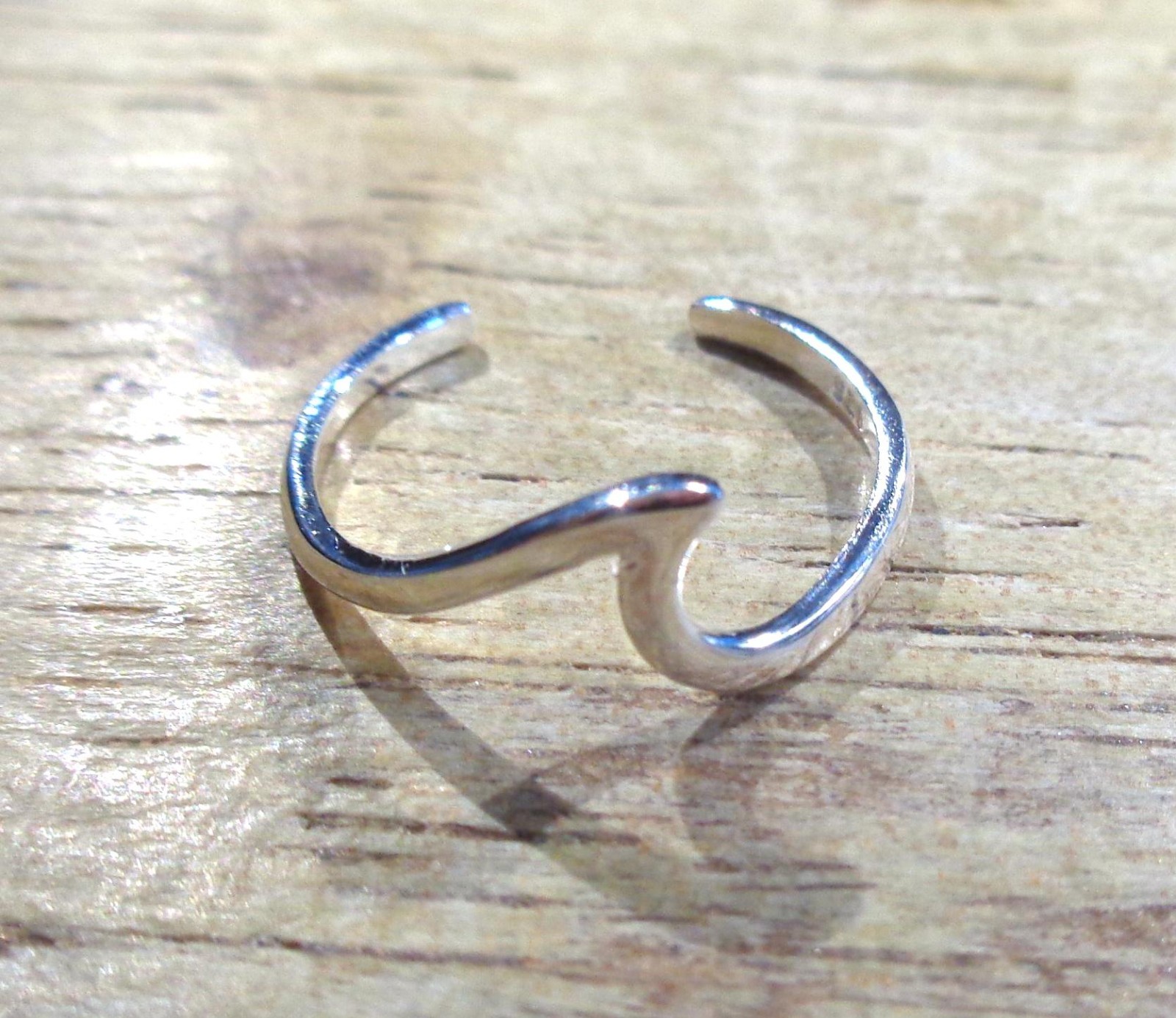 SOLID 925 STERLING SILVER SMOOTH HAWAIIAN CRESTING BREAKING OCEAN WAVE TOE RING