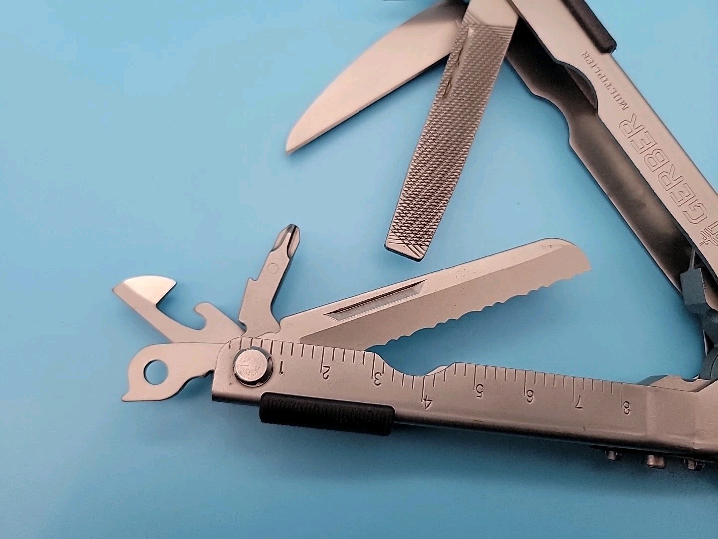 Gerber MP600 Multiplier Multi-Tool - Silver - Needle Nose Carbide Cutter Pliers