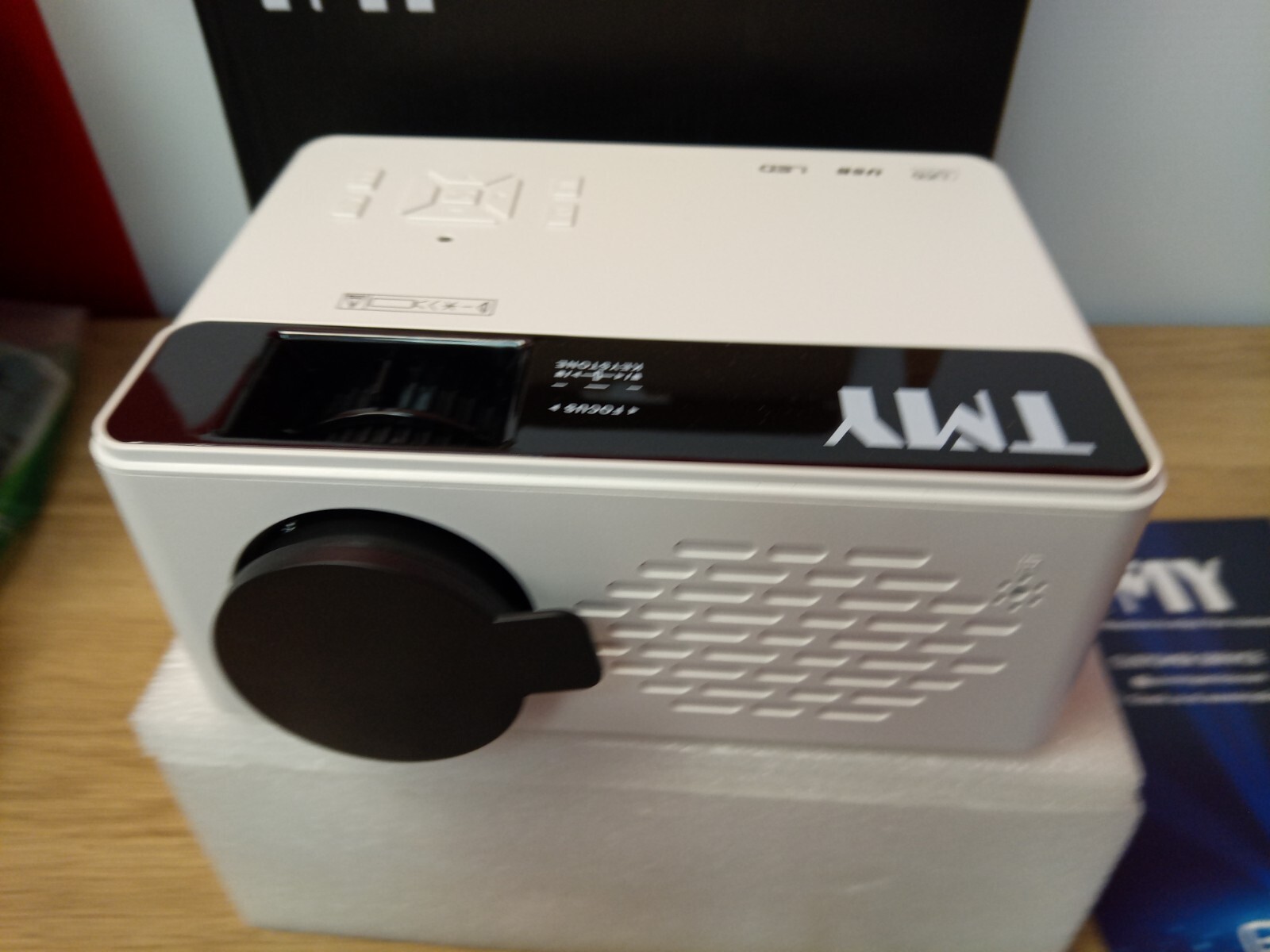 Mini Projector, Upgraded Bluetooth Projector, 1080P Full HD Portable Projector..