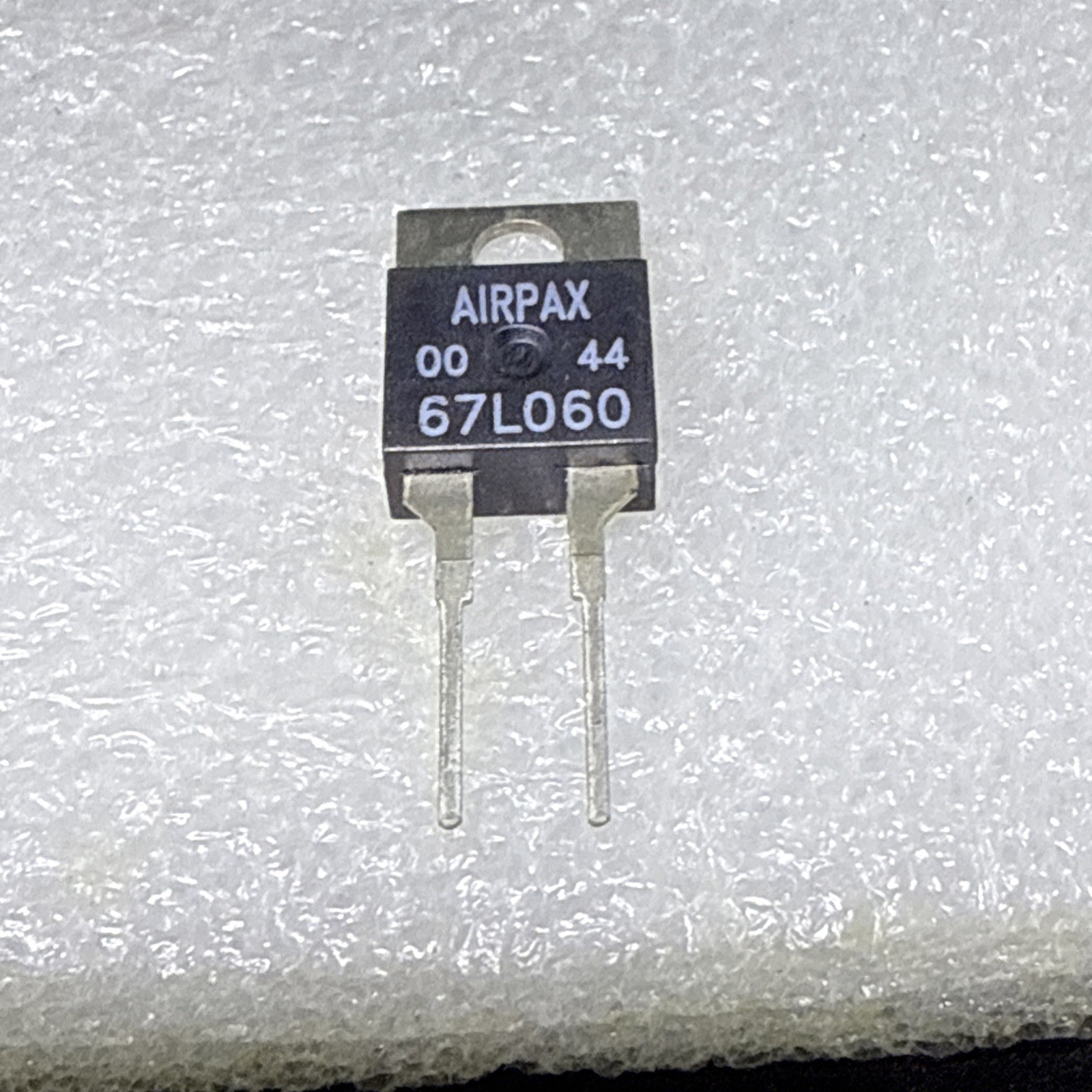 67L060 Airpax 60 Degree Thermal Switch Thermostat TO-220 - NOS Qty 1