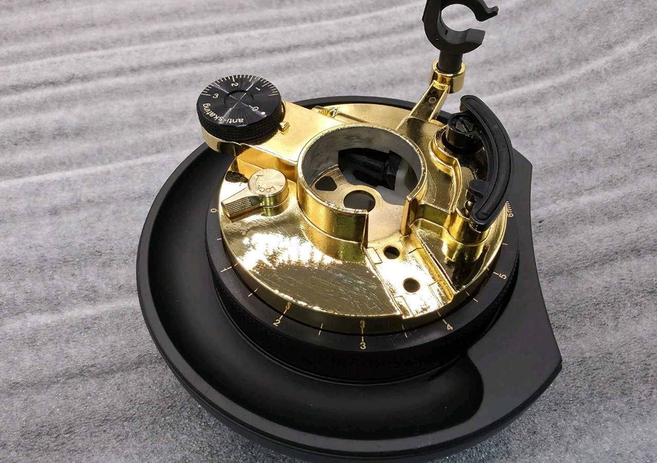 Technics sl1200 Ltd, Tonearm Base