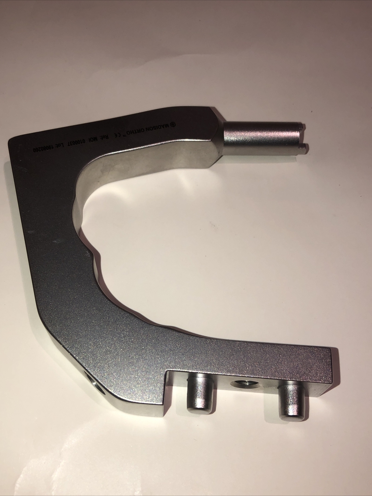 MADISON ORTHO Insertion handle REF:MOI 0100037 lot:19080260