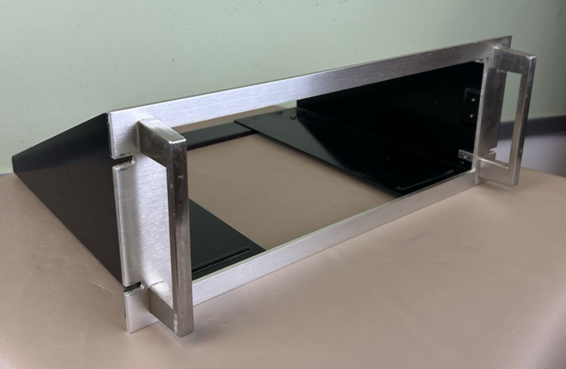 PIONEER JA-R101 RACK (1)