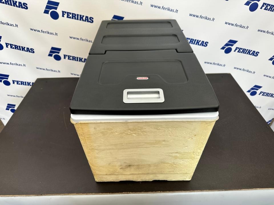 NEW MAN TGX refrigerator from 2018 IndelB TB40