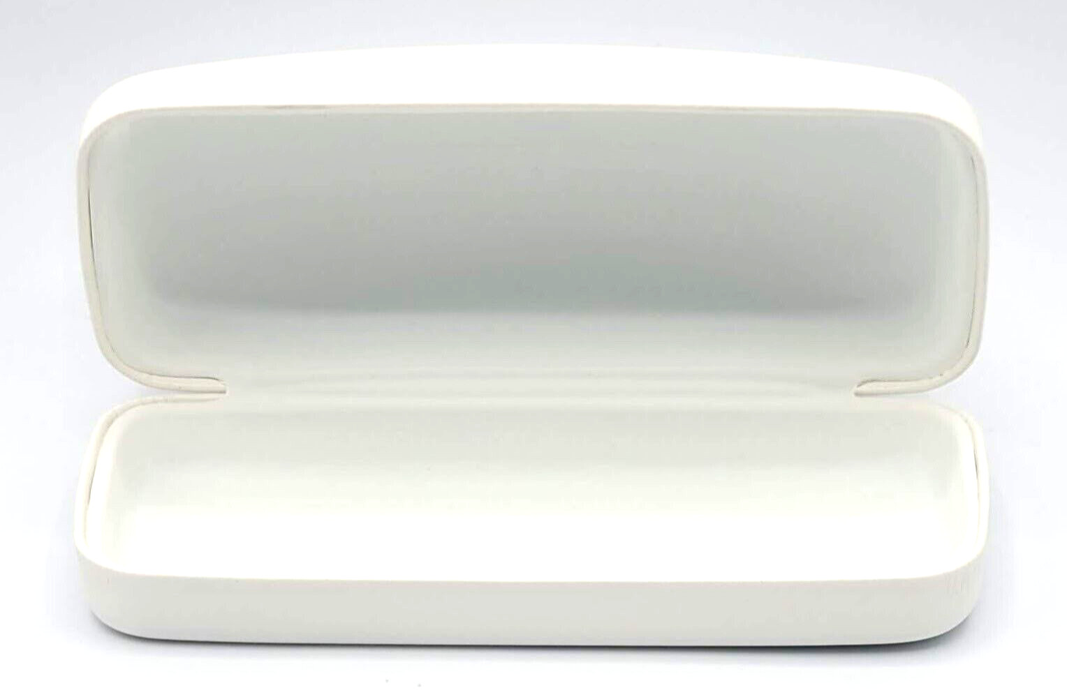 AUTHENTIC & NEW - DIANE VON FURSTENBERG - WHITE - HARD EYEGLASSES CASE