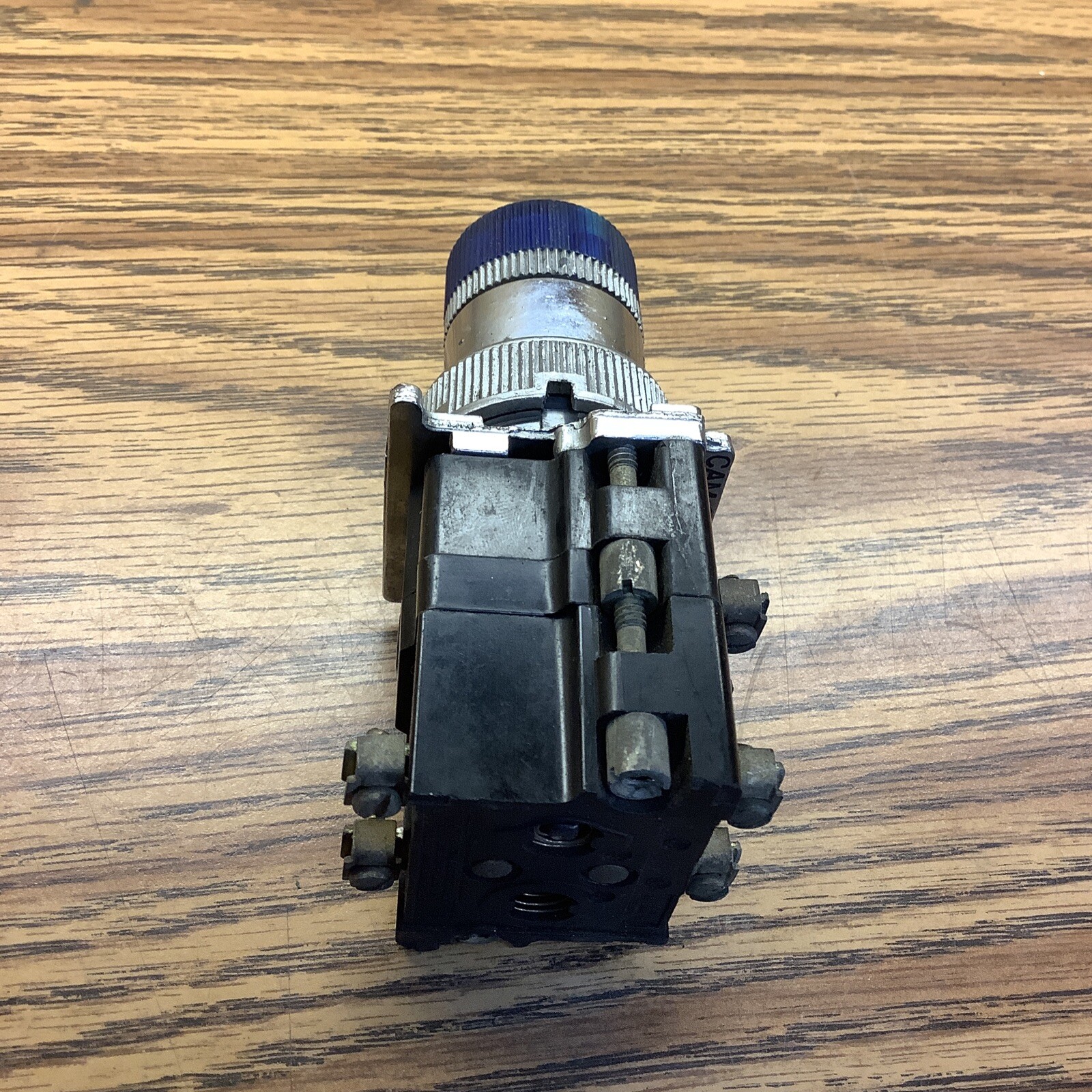 Cutler Hammer 10250T Blue Arrow 3 Pos Selector Switch Knob