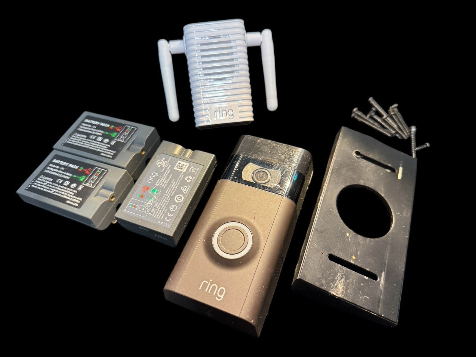 RING Video Doorbell 2, Chime Pro, and 3 batteries w/ mount