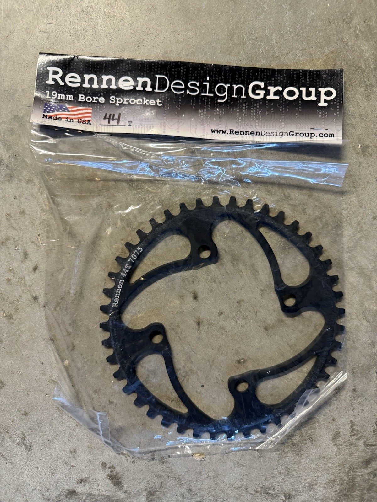 Rennen BMX Chainring - 44T - 4 Bolt - Black - 104mm BCD