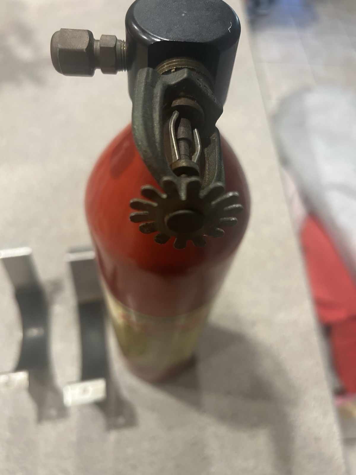 Automatic Fireboy 35VH Marine Fire Extinguisher. Spec Weight