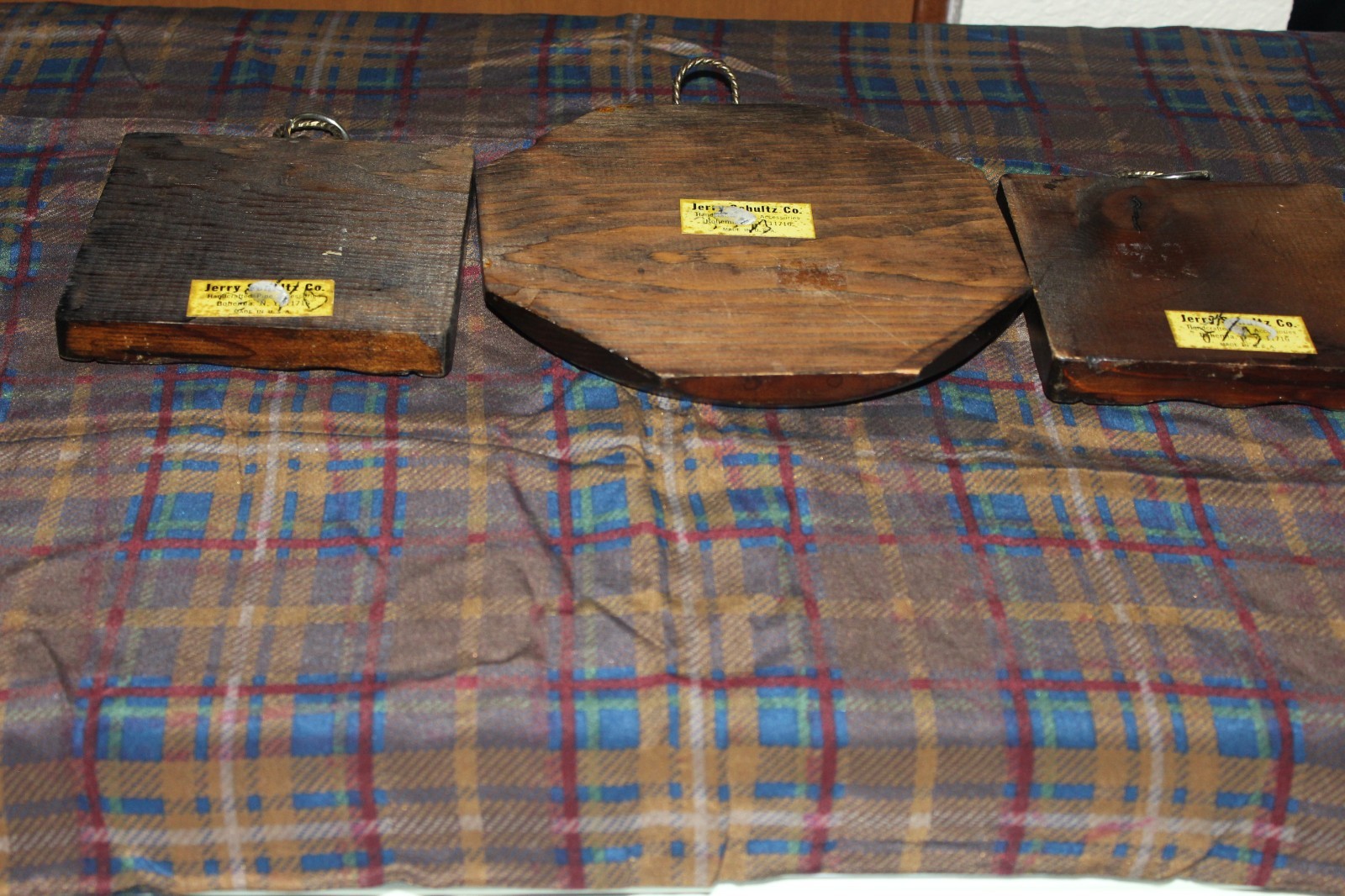 (3) Ceramic Wooden Civil War Independence Wall Plaques