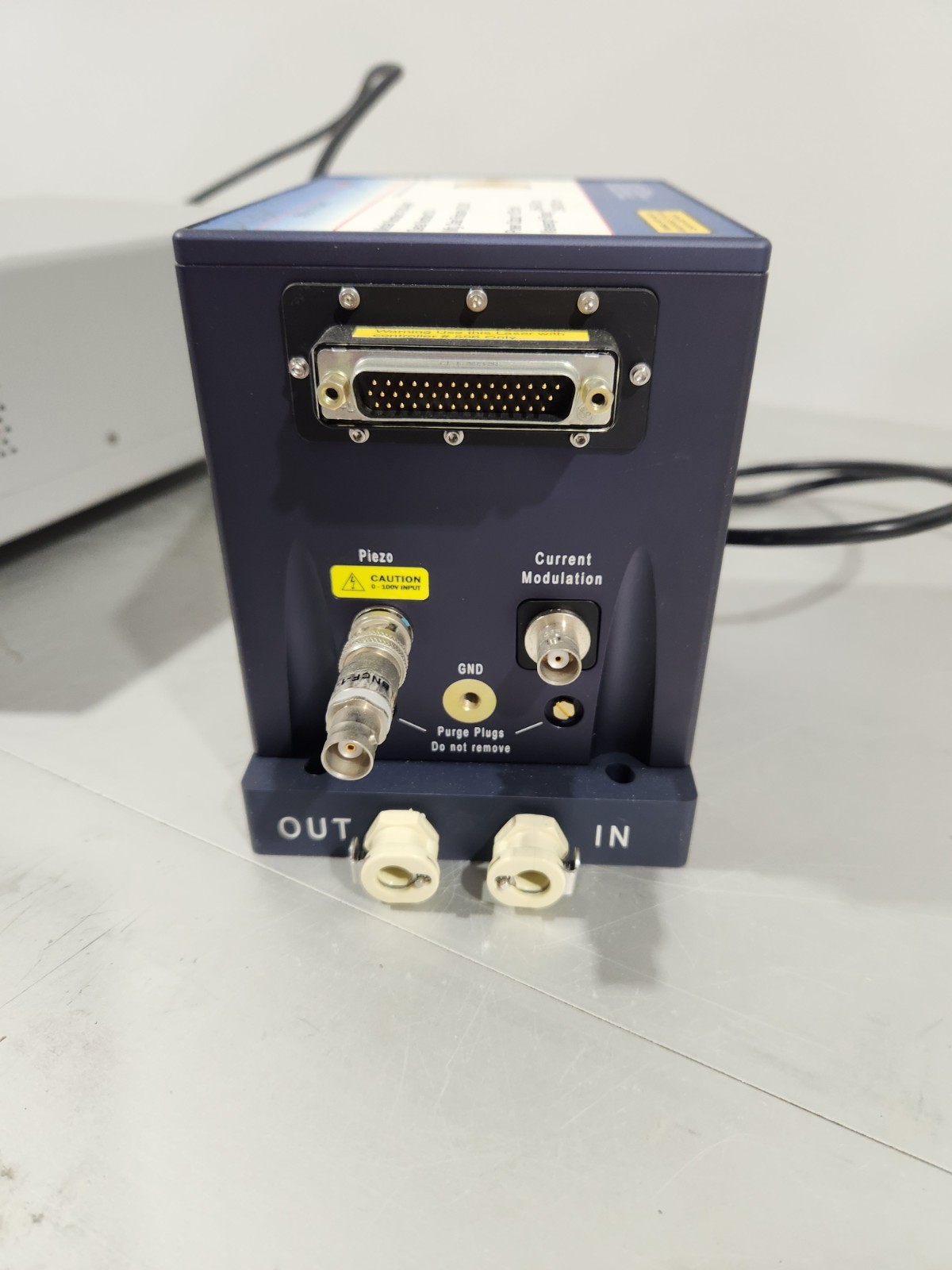 Daylight Solutions Model: 1001-TLC Tunable QCL Controller 41047-MHF